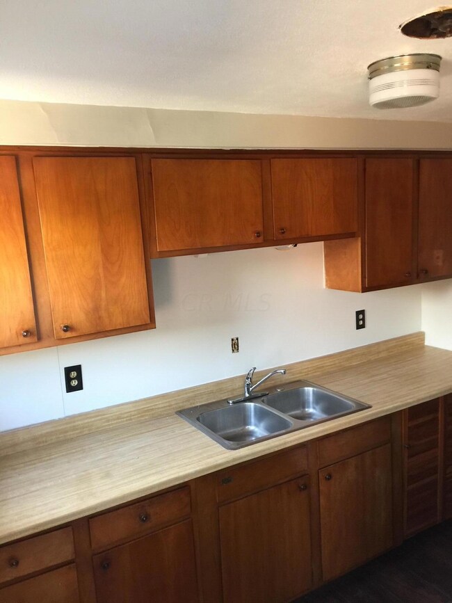 5481 Rockwood Ct unit R-29, Columbus, OH 43229 - photo 3