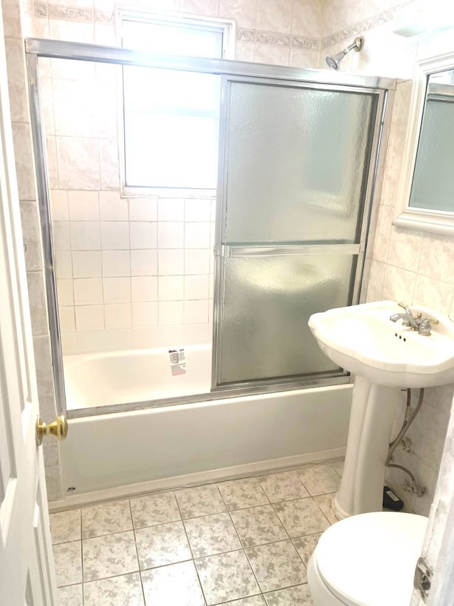 91-26 183rd St, Hollis, NY 11423 - photo 3