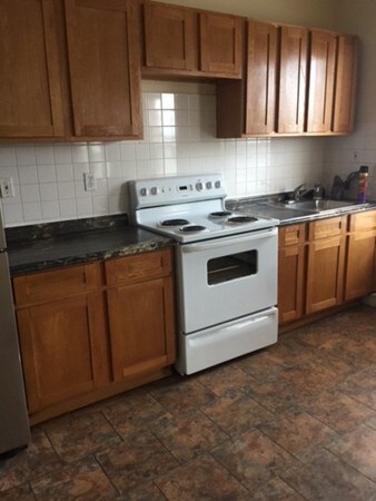 268 Washington Ave unit 7, Chelsea, MA 02150 - photo 2
