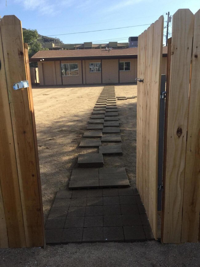 9609 N 10th Ave, Phoenix, AZ 85021 - photo 3