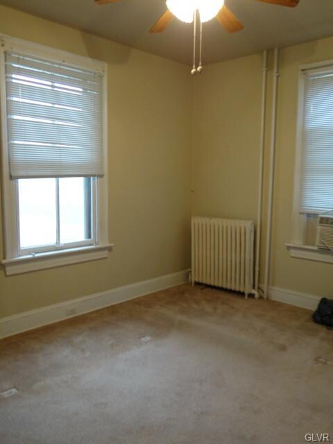 208 Mauch Chunk St unit 1st Floor, Nazareth, PA 18064 - photo 6