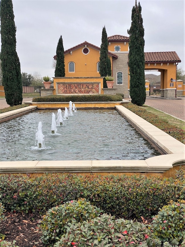 Neighborhood Entrance