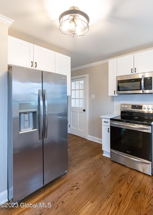 49 Wilkins Ave, Albany, NY 12205 - photo 3