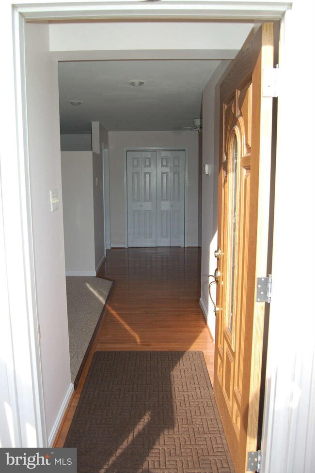 20200 Gleedsville Rd, Leesburg, VA 20175 - photo 5