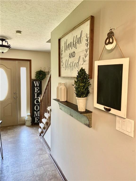 824 Briarwood Ct, Anderson, IN 46012 - photo 6