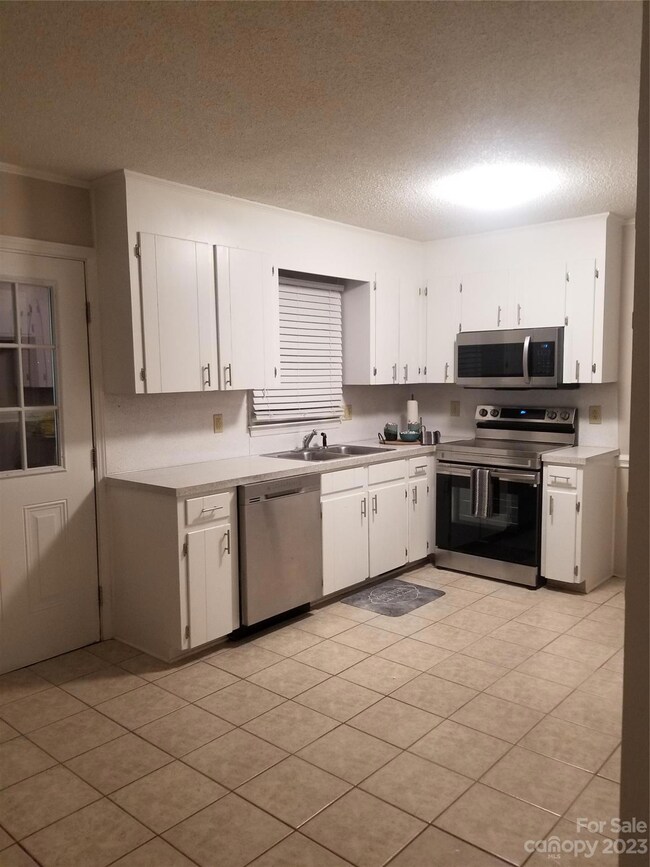 106 Kiser Ln, Statesville, NC 28677 - photo 7