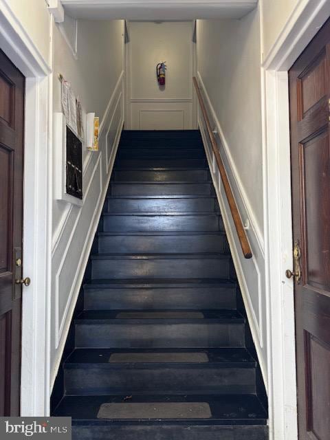 2 Auburn Ct unit B, Alexandria, VA 22305 - photo 2