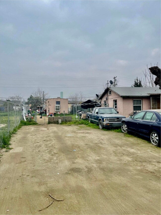 14642 Imperial Rd, Porterville, CA 93257 - photo 6