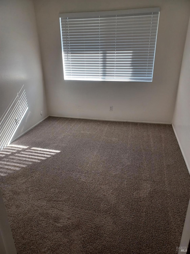 1955 Grande Cir unit O, Fairfield, CA 94533 - photo 4