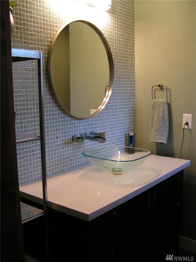 18916 Olympic View Dr, Edmonds, WA 98020 - photo 7