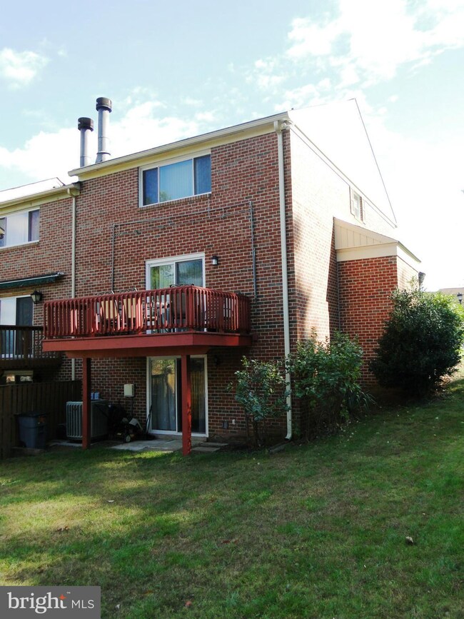 2 Castlehill Ct, Lutherville Timonium, MD 21093 - photo 2