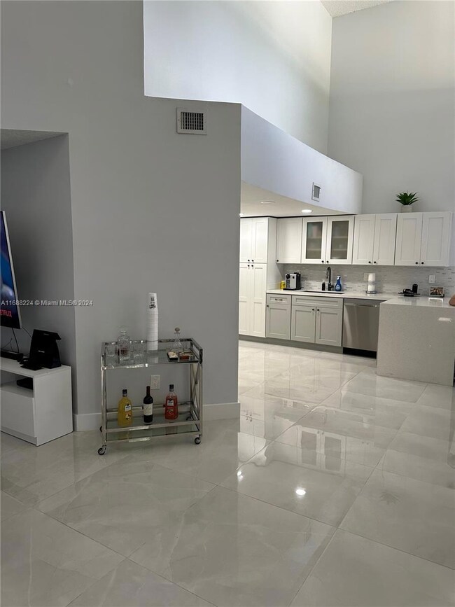 931 SW 112th Terrace unit 61, Pembroke Pines, FL 33025 - photo 6