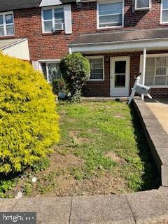 402 Shetland Rd, Darby, PA 19023 - photo 3