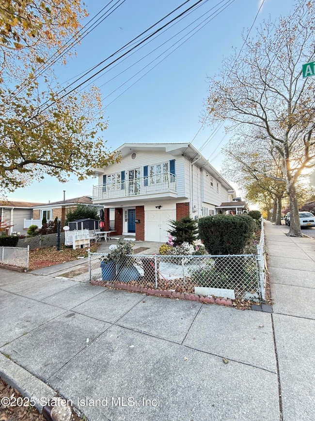 104 Ainsworth Ave unit 2, Staten Island, NY 10308 - photo 2