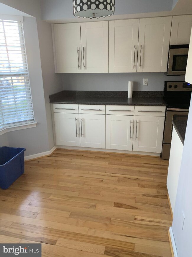 6244 Ducketts Ln, Elkridge, MD 21075 - photo 2