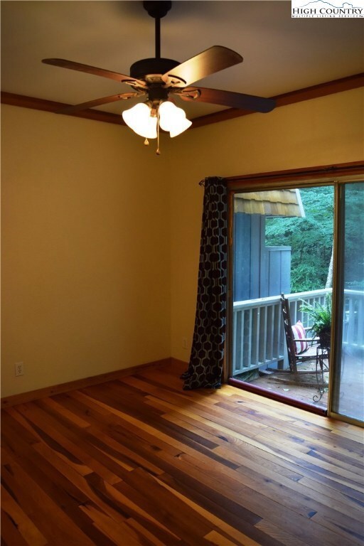 425 Adams Apple Dr unit 4, Banner Elk, NC 28604 - photo 5