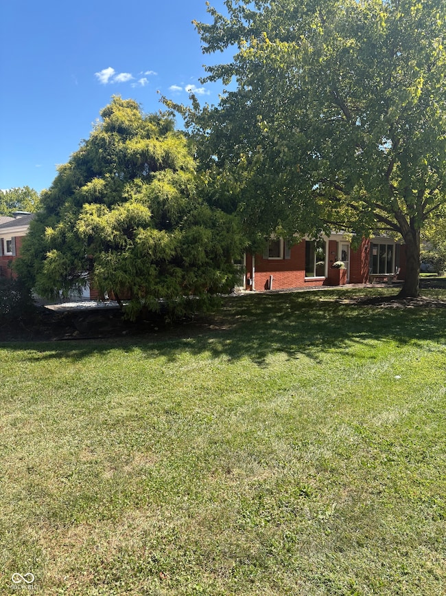 1921 Washington St, Columbus, IN 47201 - photo 4