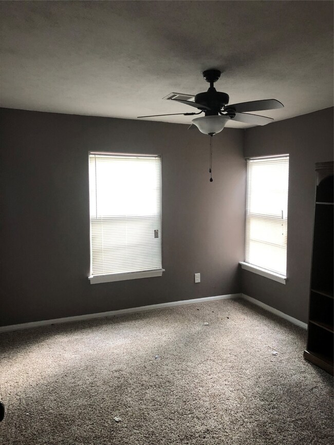 6801 Sidney St, Houston, TX 77021 - photo 5