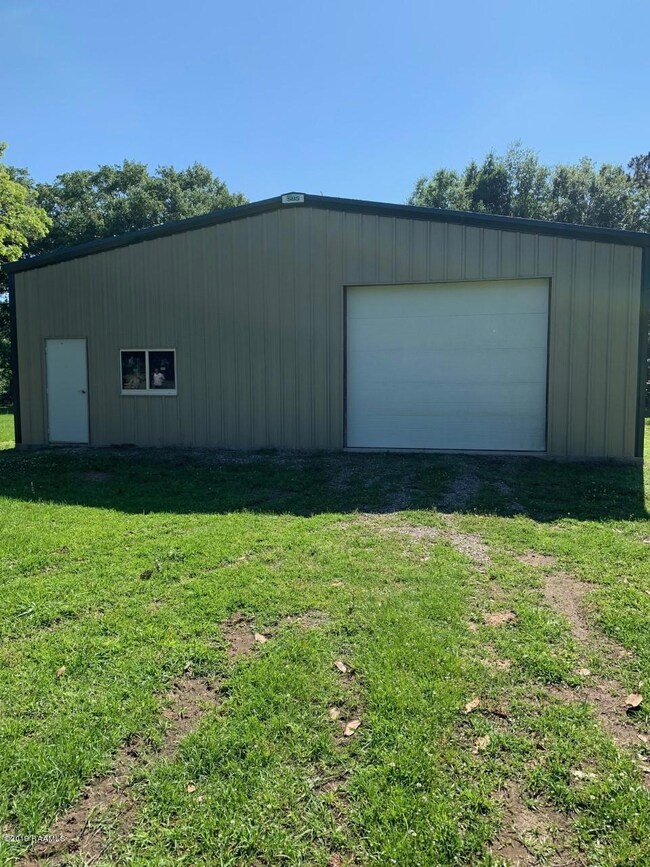 #2 40'X40'  1,600 SF Total