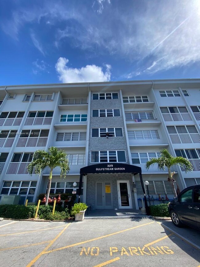 329 SE 3rd St unit 302S, Hallandale Beach, FL 33009 - photo 5