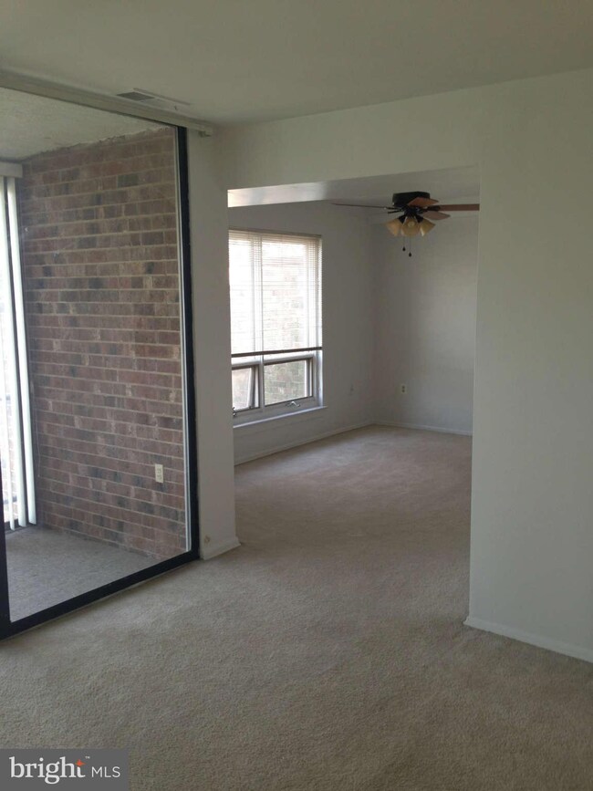 8423 Greenbelt Rd unit 8423 2, Greenbelt, MD 20770 - photo 3