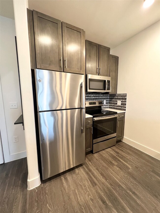 6080 Water St unit 2460, Plano, TX 75024 - photo 3