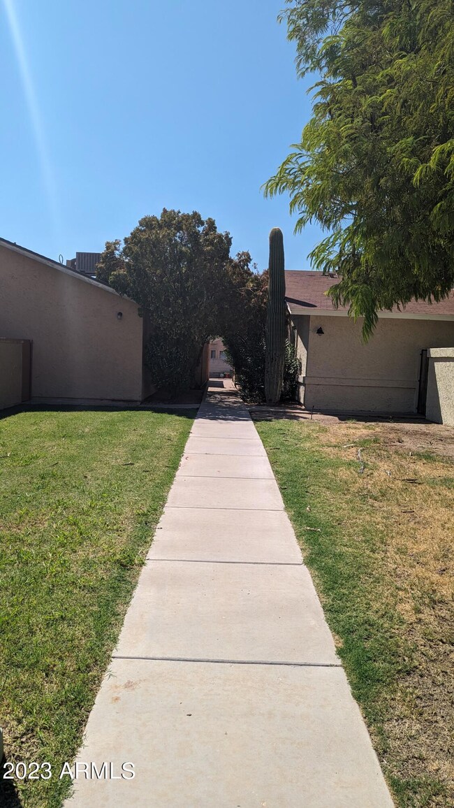 2728 N Salem, Mesa, AZ 85215 - photo 4