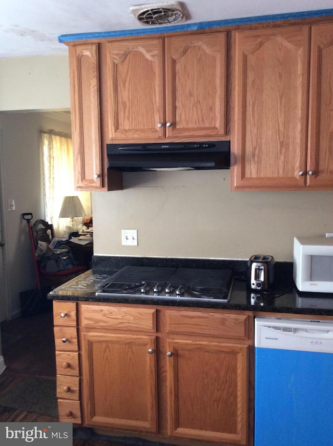 809 Clovis Ave, Capitol Heights, MD 20743 - photo 6