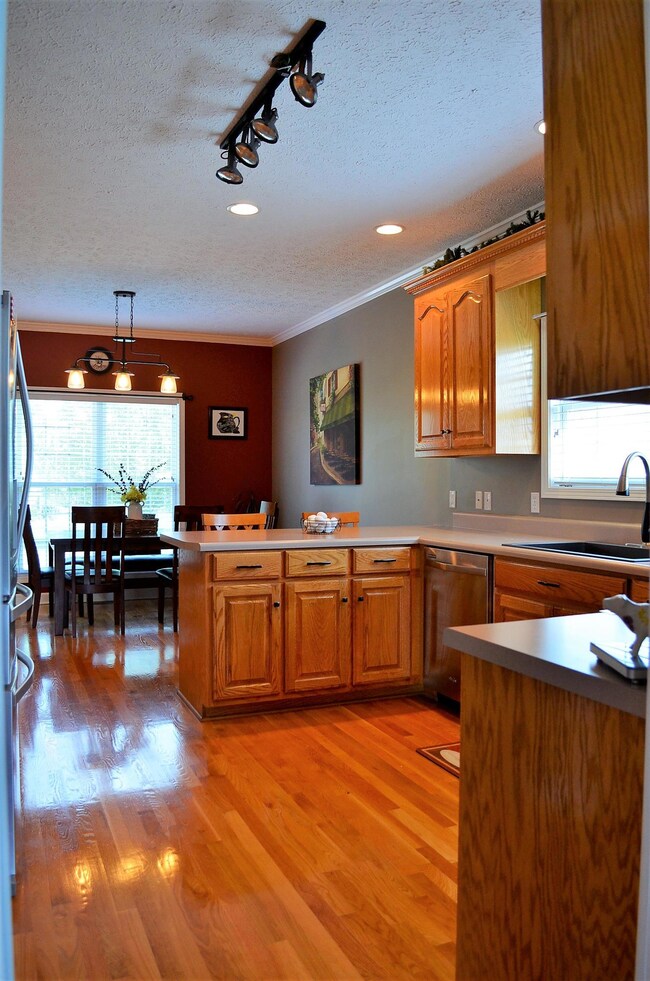 165 Avery Ct, Manchester, TN 37355 - photo 7