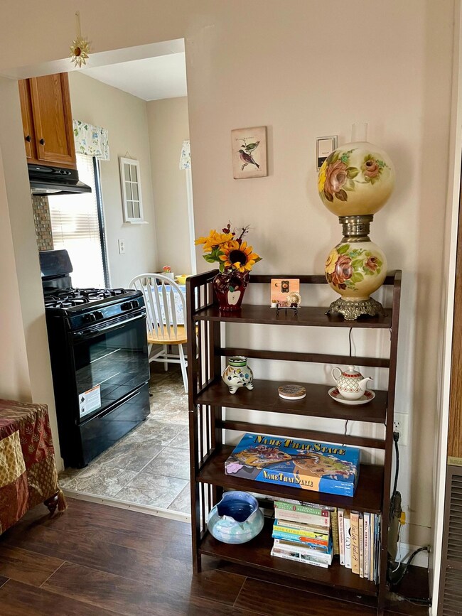 116 Geranium Ave E, Saint Paul, MN 55117 - photo 6