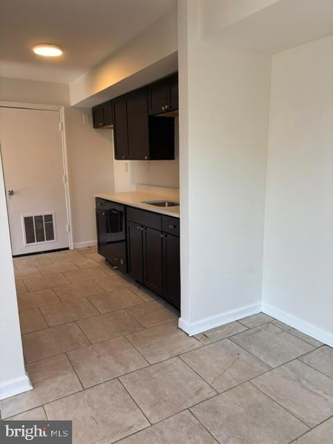 21 Locust Ct, Sicklerville, NJ 08081 - photo 4