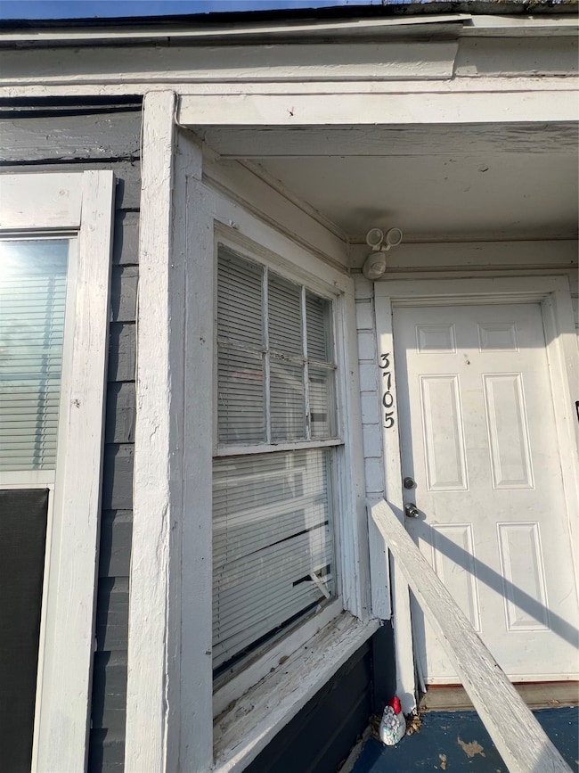 3705 S Littlejohn Ave, Fort Worth, TX 76105 - photo 5