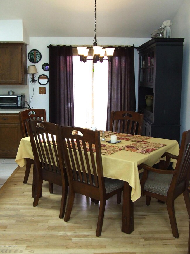 1217 Silver Fox Dr, Kresgeville, PA 18333 - photo 6