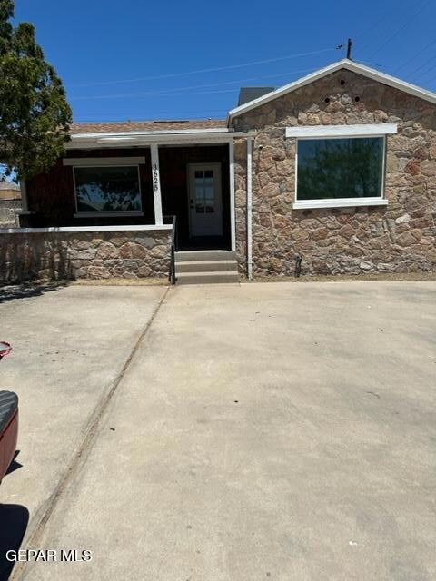 3625 Altura Ave, El Paso, TX 79930 - photo 2