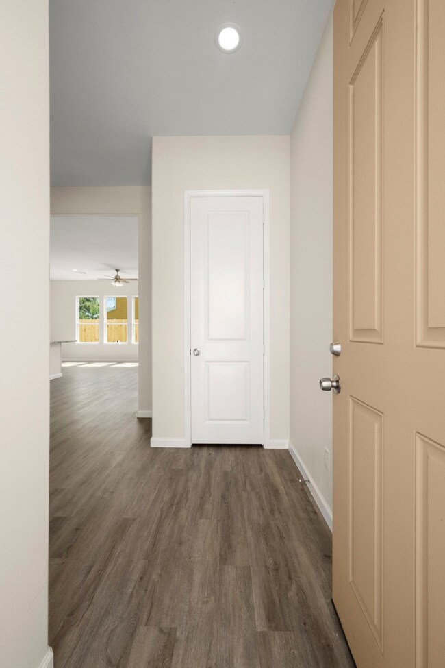 2117 Esther Dr, Houston, TX 77088 - photo 3