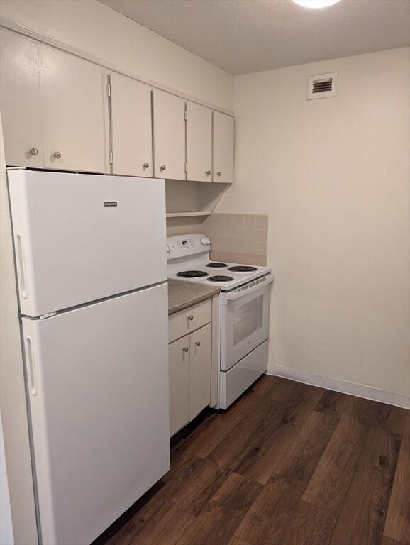 130 Bowdoin St unit 1207, Boston, MA 02108 - photo 2