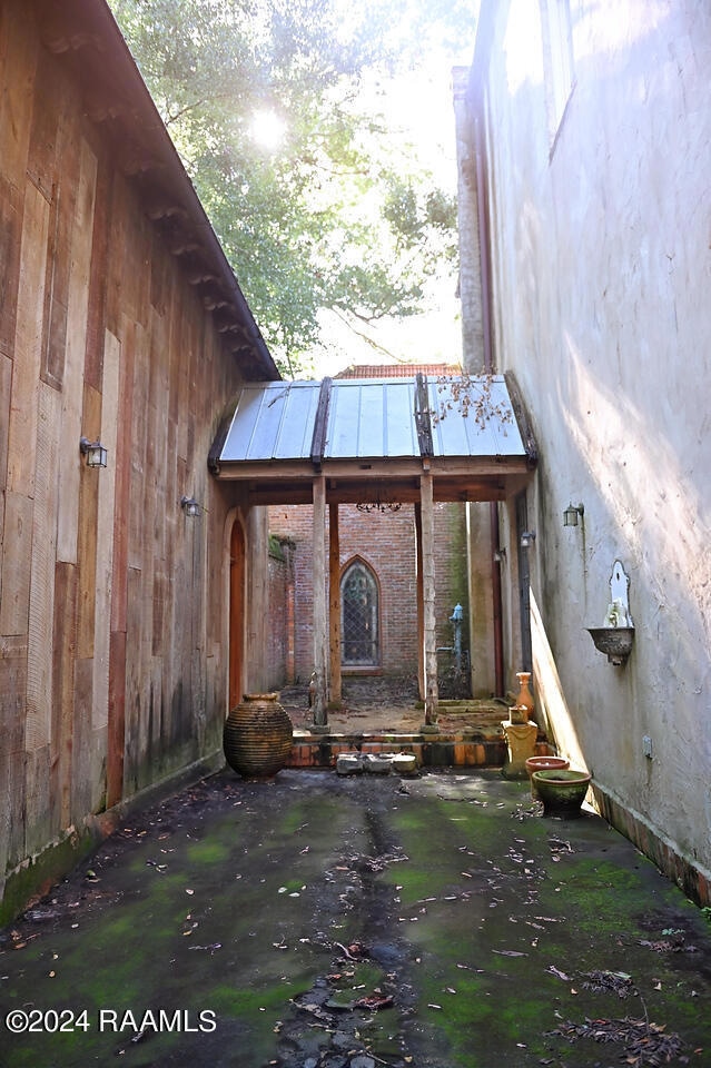 Breezeway @ Thistlewood