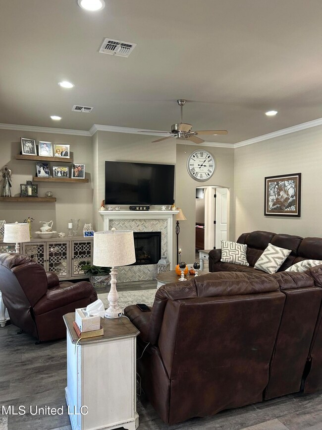 12218 E Pointe Dr, Perkinston, MS 39573 - photo 7