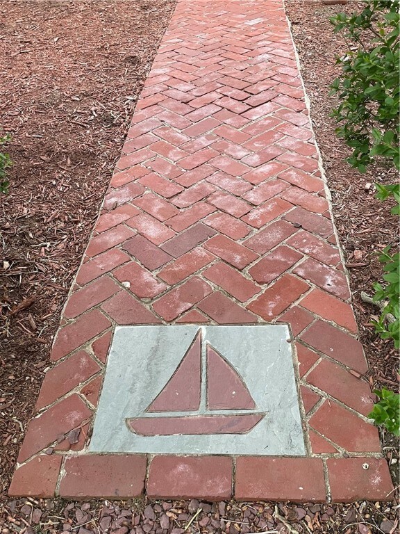 90 Gibbs Ave, Newport, RI 02840 - photo 2