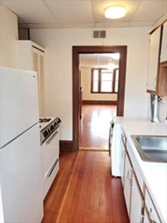 6 W Main St unit 2, Westborough, MA 01581 - photo 3