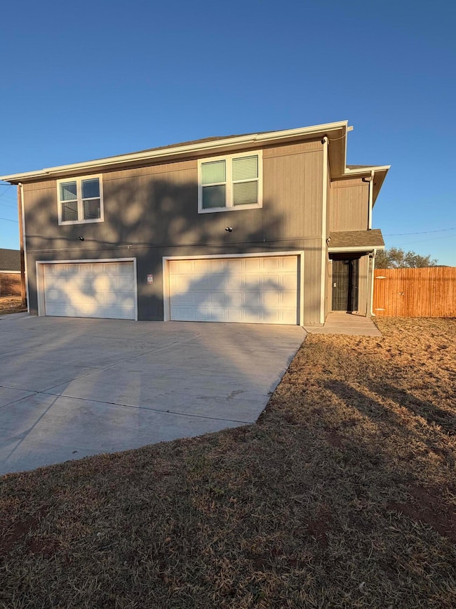 406 N Zenith Ave unit A & B, Lubbock, TX 79403 - photo 3