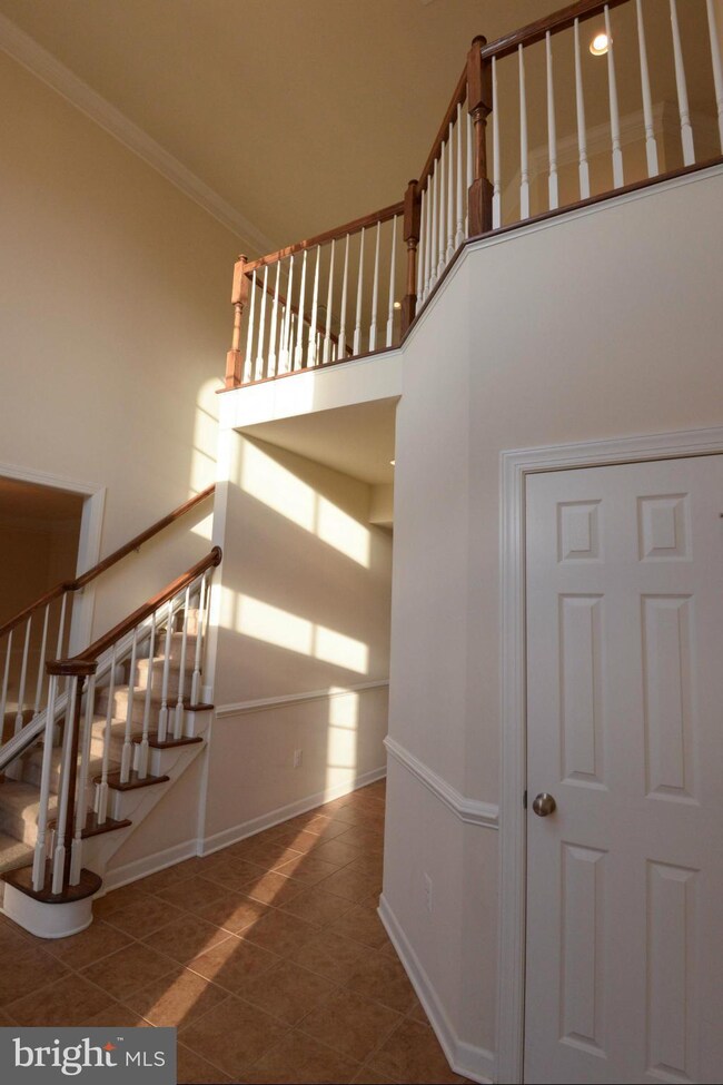 19232 Cranberry Ct, Hagerstown, MD 21742 - photo 2