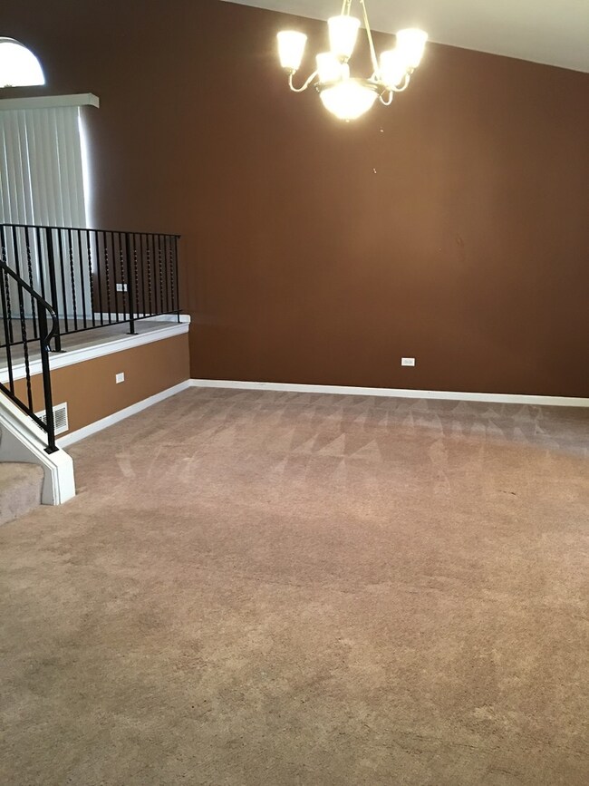 17963 Edwards Ave, Country Club Hills, IL 60478 - photo 4