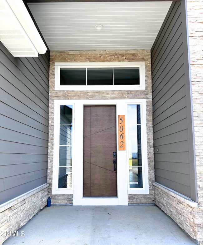 5062 Arrowhead Place, Williston, ND 58801 - photo 4