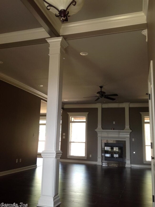 Open Floor Plan   Living / Dining Room