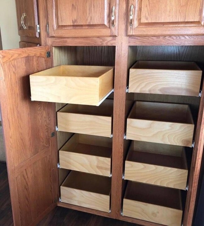 Pull out pantry