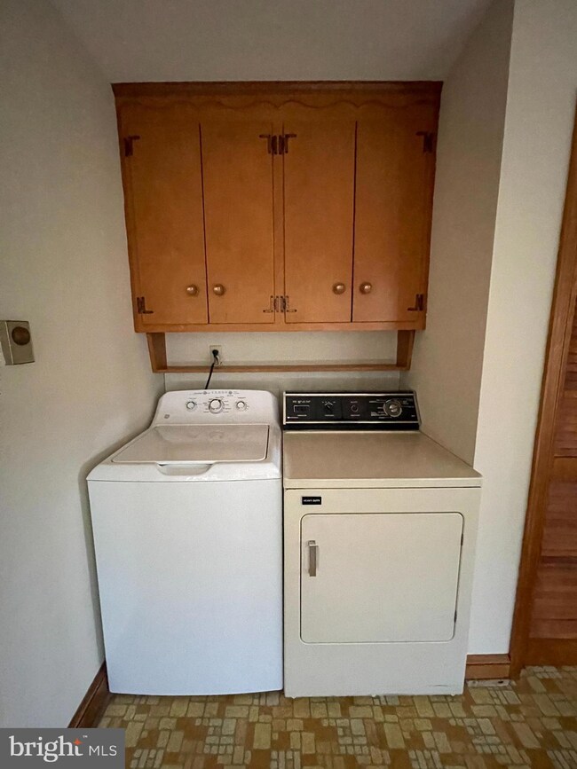 13224 Lewisdale Rd, Clarksburg, MD 20871 - photo 6