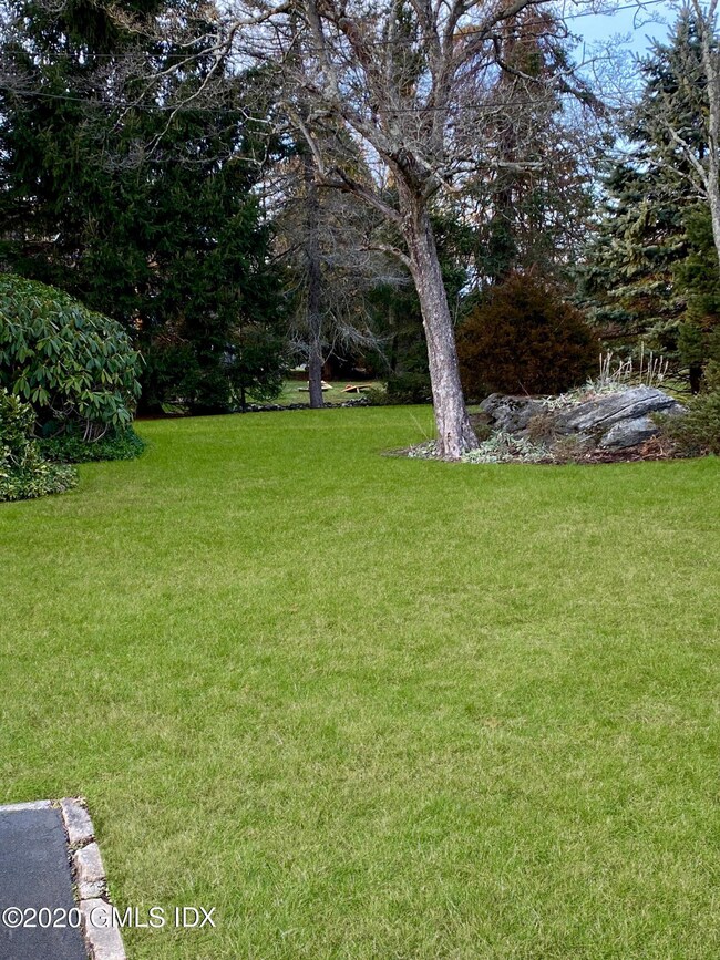 33 Ridge St, Cos Cob, CT 06807 - photo 3