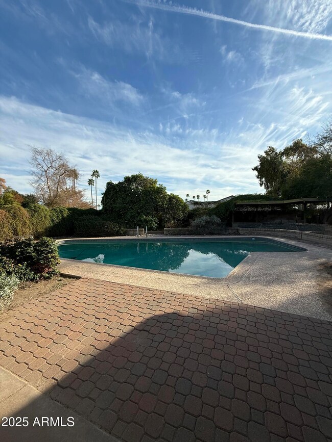 8311 E Vía de Sereno, Scottsdale, AZ 85258 - photo 3