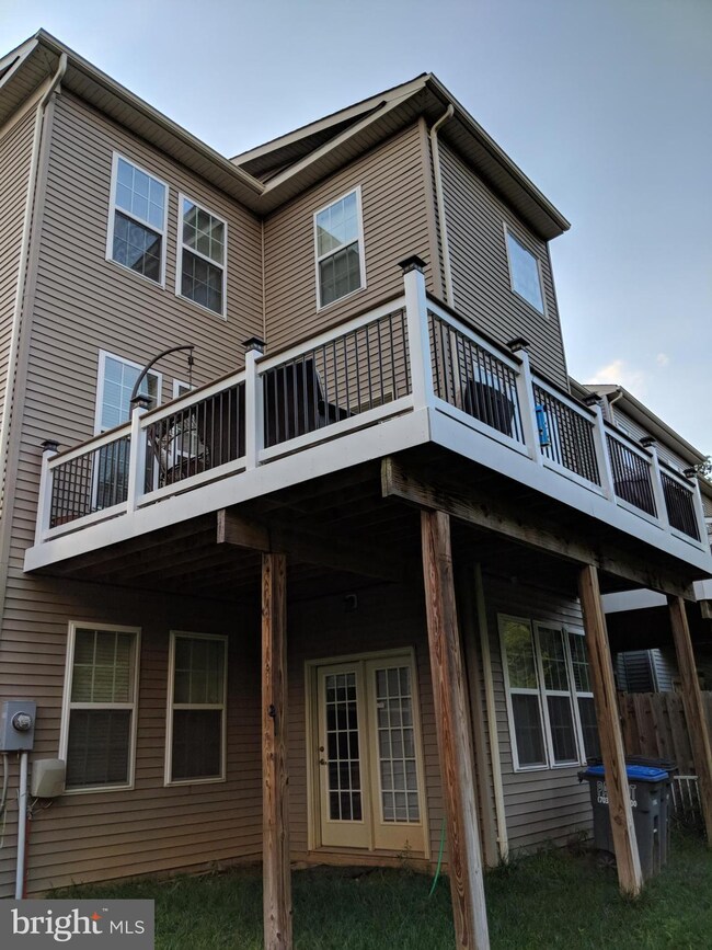 21697 Loganberry Terrace, Broadlands, VA 20148 - photo 3